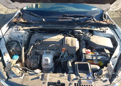 2013 Honda Accord Ex-L z USA, uszkodzony, nr VIN 1HGCR2F8XDA057142